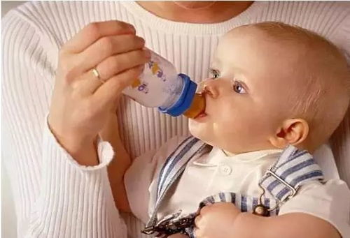 肚脐眼右侧疼痛是什么原因