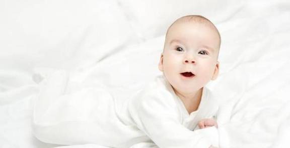 女生遭短暂围住拍打视频为何不公开