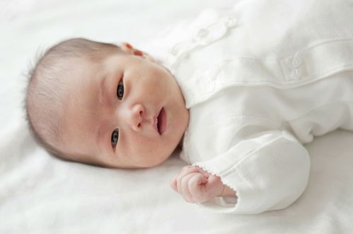 孙海洋与儿子认亲现场