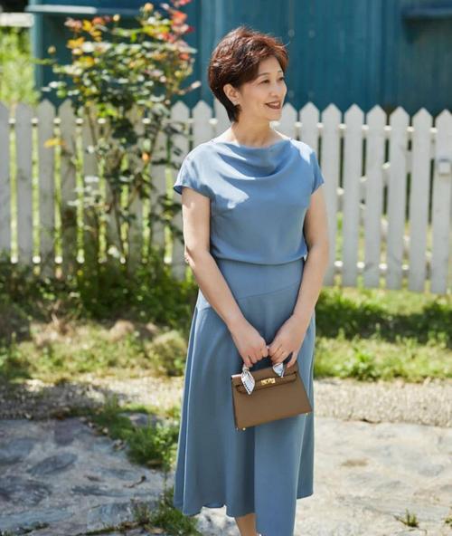 每天早上喉咙干痛是怎么回事 每天早上喉咙干痛是怎么回事