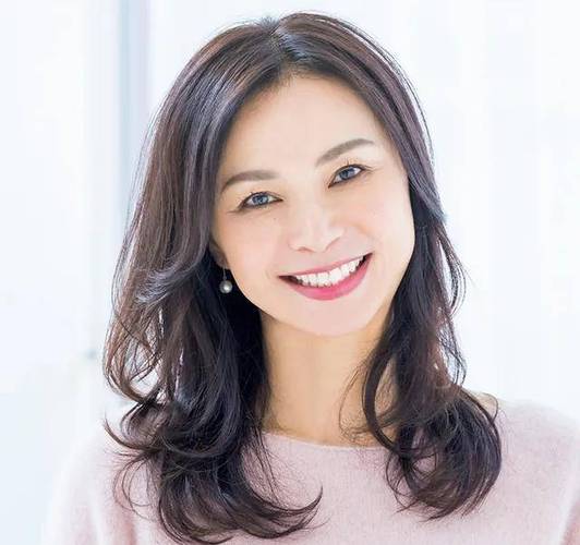 春丽被虐 春丽被反派俘虏漫画 春丽被虐 春丽被反派俘虏漫画